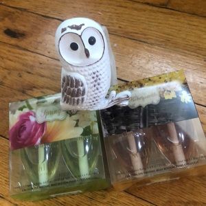 Bath and body works wallflower with plug ins